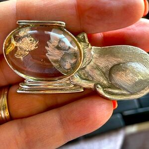 Jelly Belly JJ Cat and Fish Brooch Set with Rhinestones